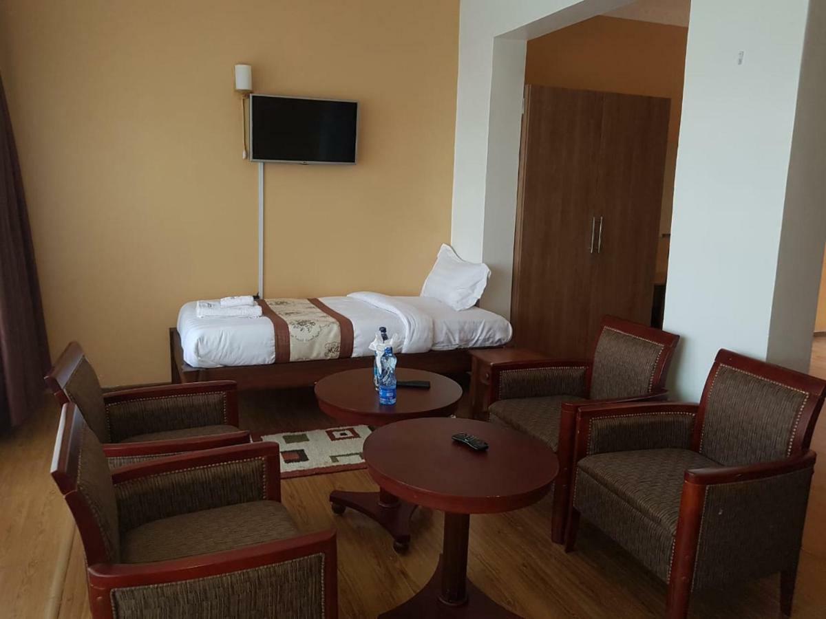 Esikar Gardens Hotel Narok Eksteriør billede